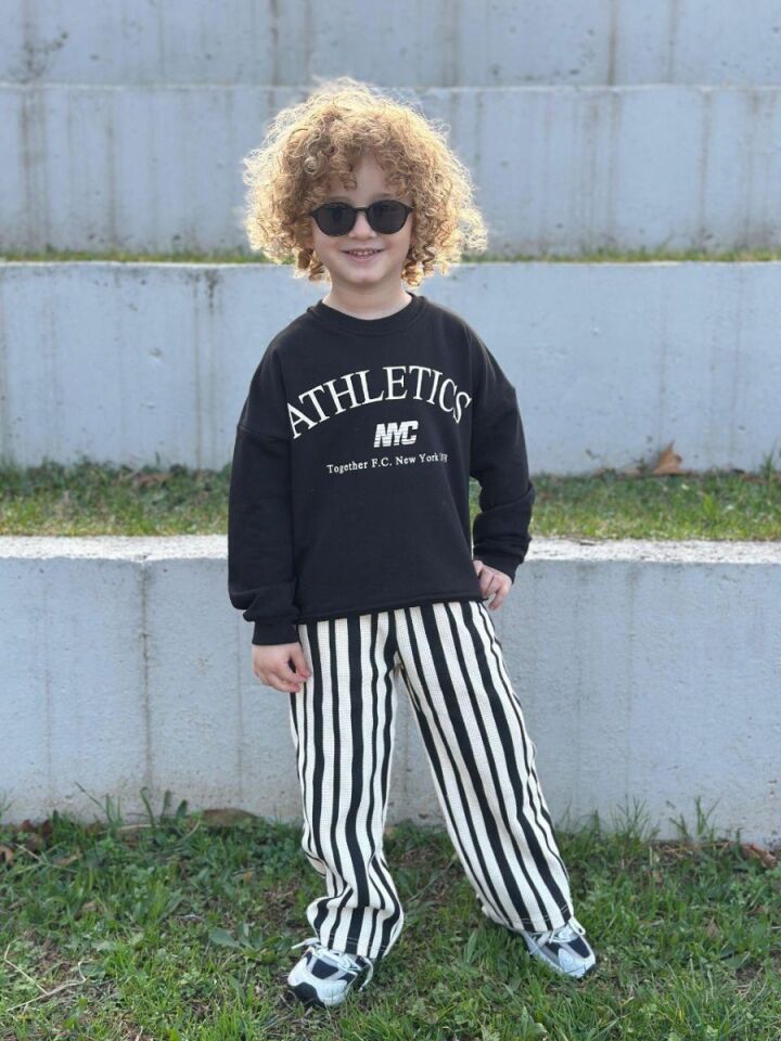 Erkek Çocuk Sweatshirt Çizgili Pantolon Takım