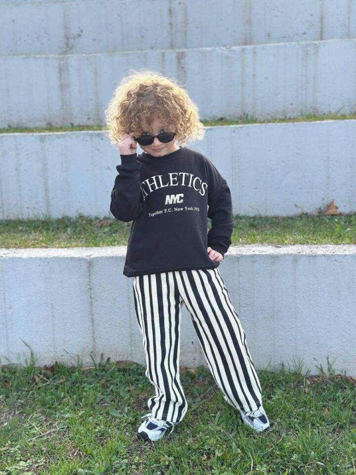Erkek Çocuk Sweatshirt Çizgili Pantolon Takım