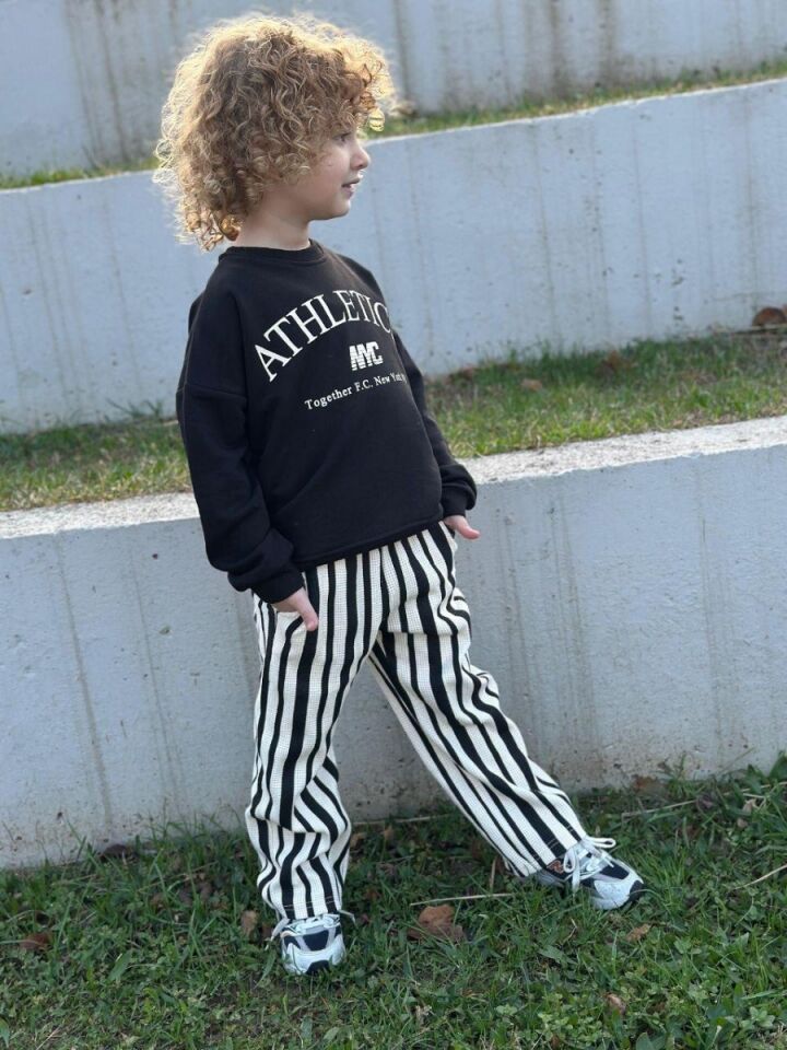 Erkek Çocuk Sweatshirt Çizgili Pantolon Takım