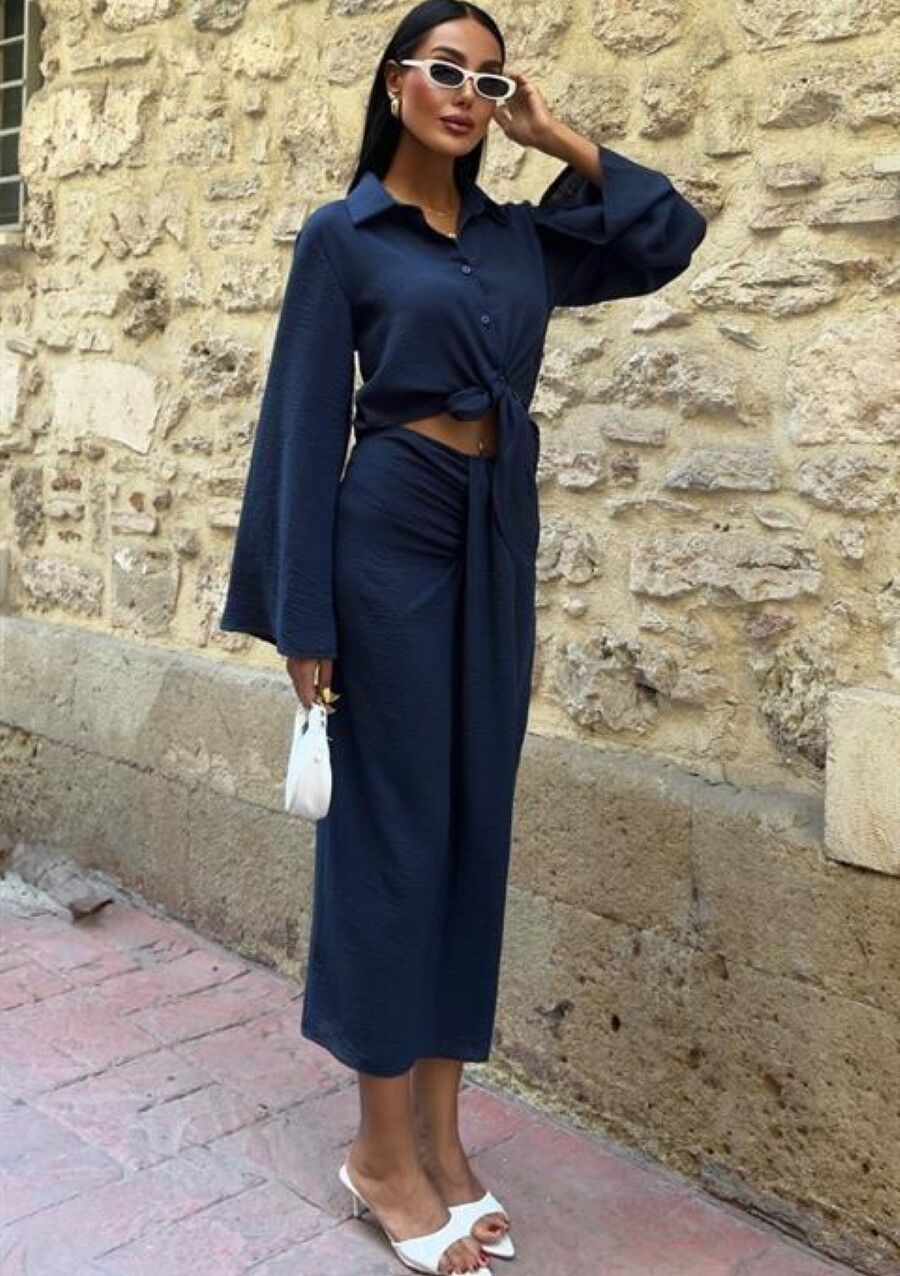 Crop Gömlekli ve Eteği Büzgülü Tasarım Takım