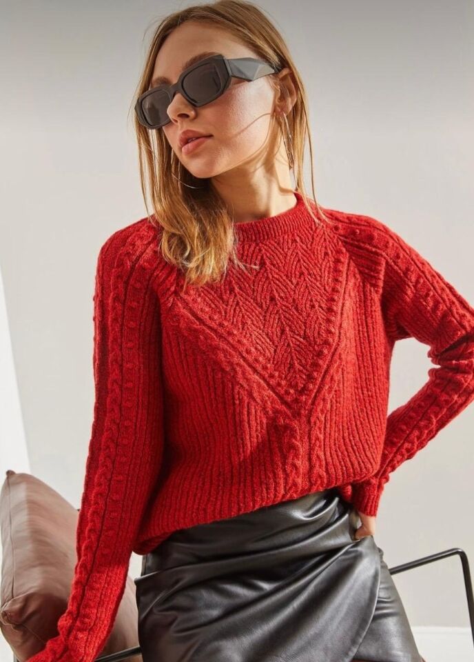 Kadın Desenli Kırmızı Triko Kazak