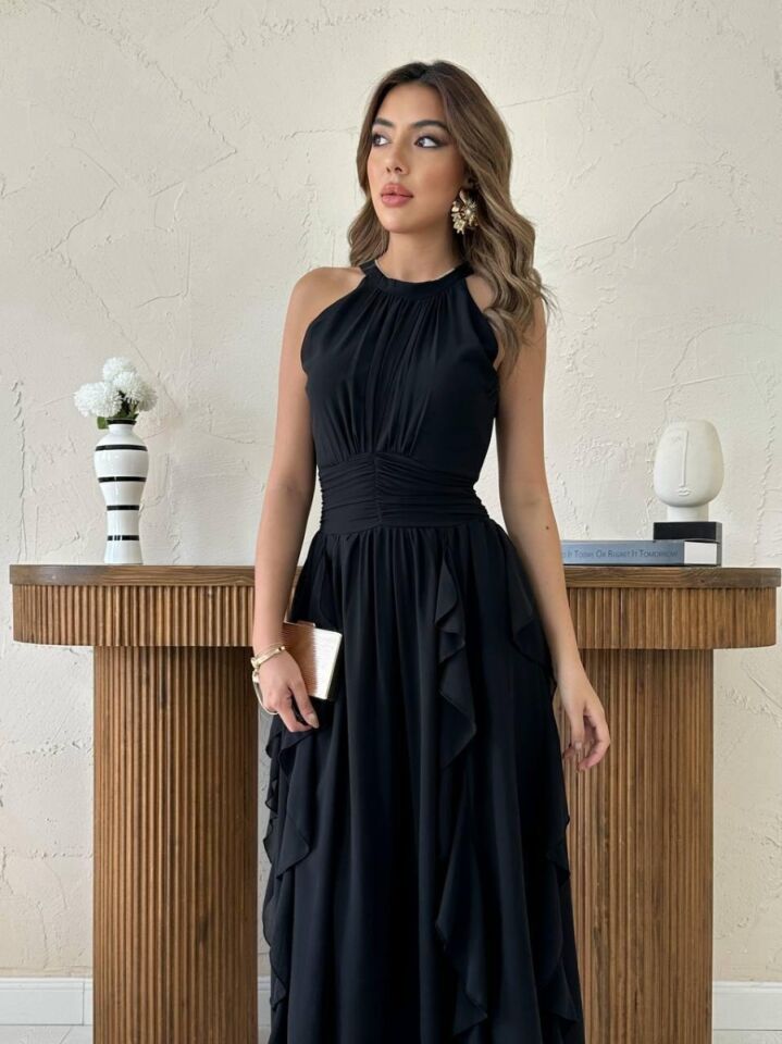 Kadın Siyah Halter Yaka Elbise